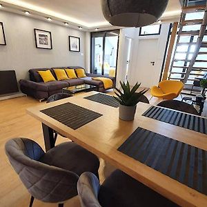 Appartement met Drie Slaapkamers